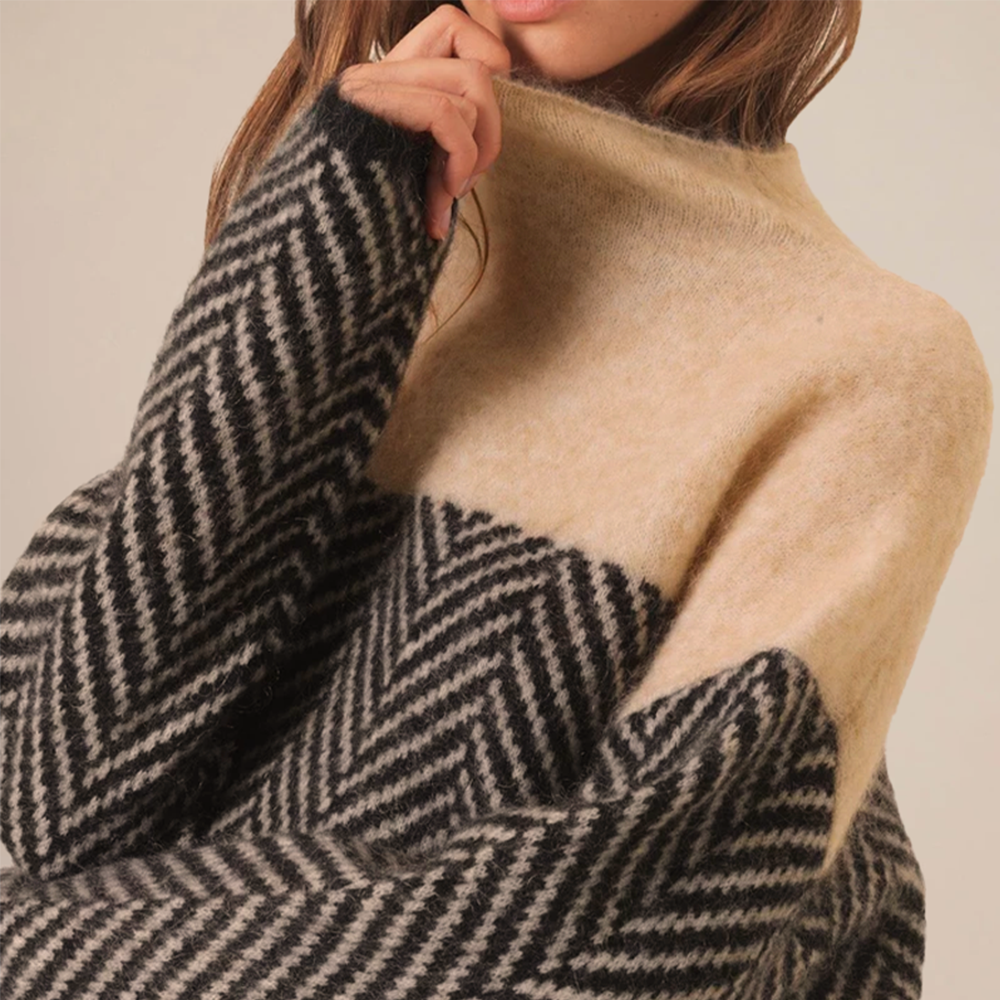 Adélie™ Soft Turtleneck